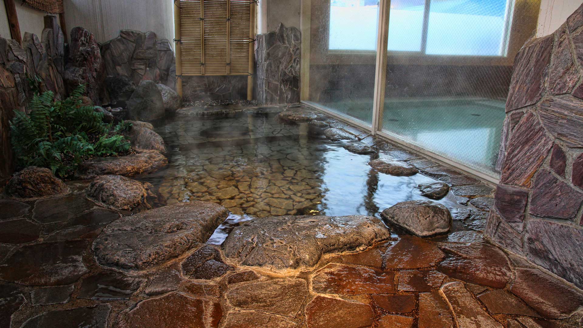 Natural onsen hot springs, Outdoor rotenburo bath